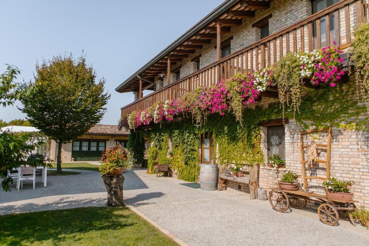 Agriturismo Albafiorita Pensionat Latisana Eksteriør billede